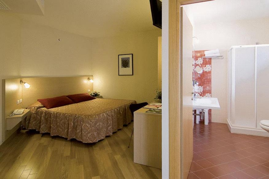 Hotel Granducato モンテルーポ・フィオレンティーノ エクステリア 写真