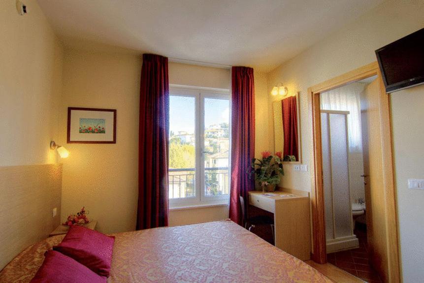 Hotel Granducato モンテルーポ・フィオレンティーノ 部屋 写真